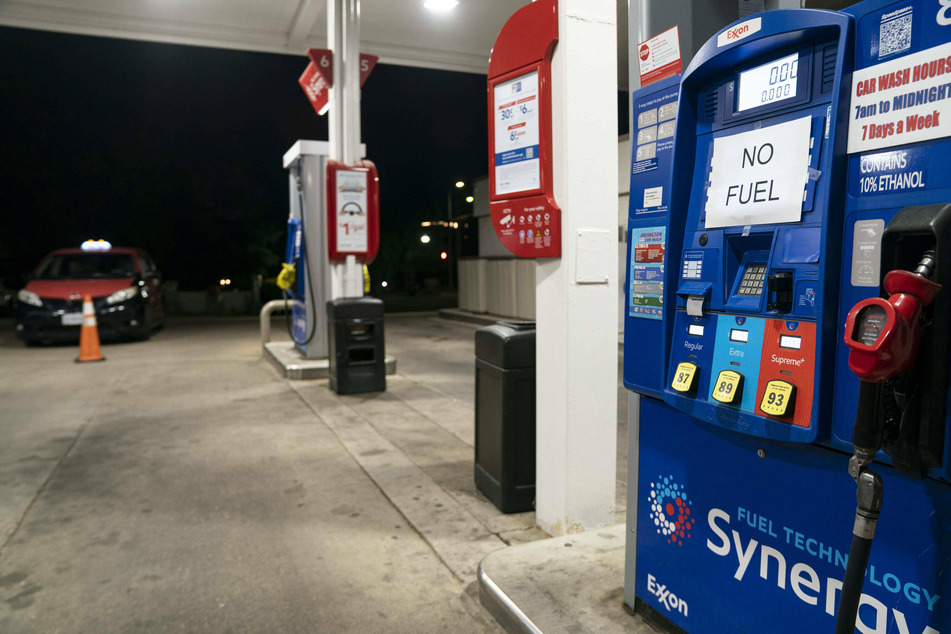 Gas station with no gas in Arlington, Virginia as a result of a cyber attack that took one of the largest pipelines in the nation offline.