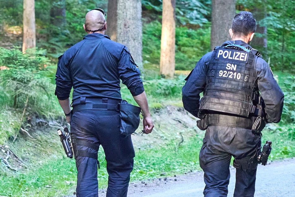 Polizisten und Ranger streiften zu Christi Himmelfahrt wieder durch den Nationalpark Sächsische Schweiz. (Archivbild)