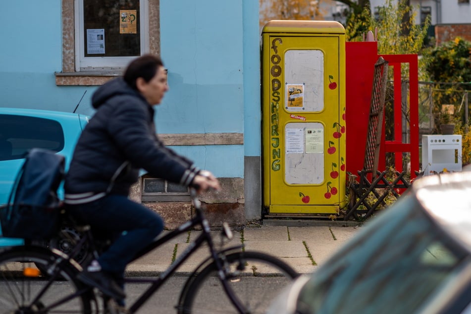 Die einstige Telefonzelle in der Sonnenberger Peterstraße ist ein Verteilerzentrum der Foodsharing-Szene.