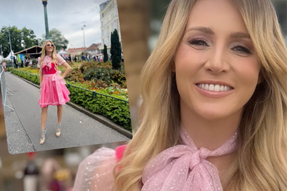 La cantante de schlager lleva el lazo a la izquierda.