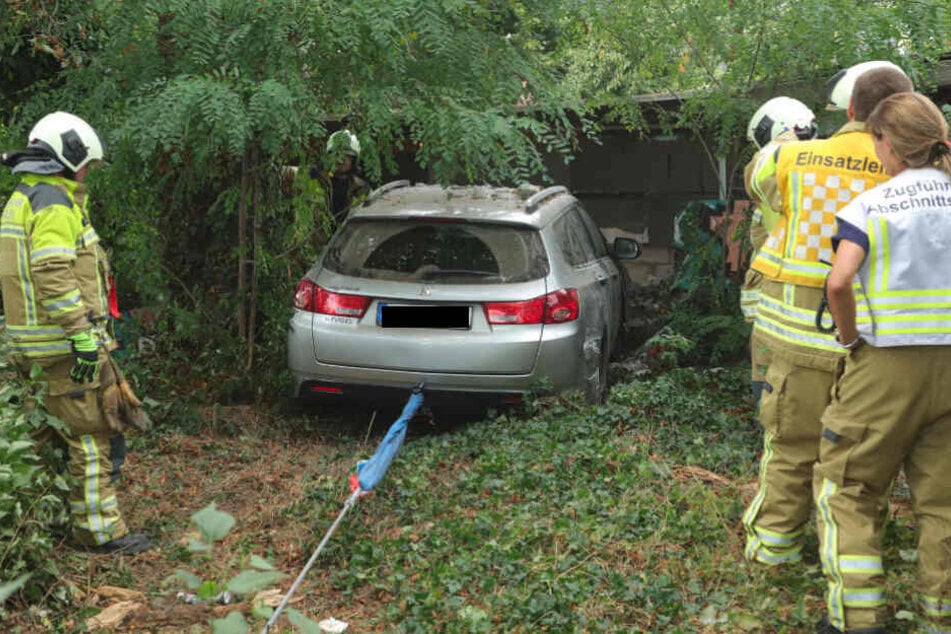 Ende einer Crashtour: Im Sommer landete der Honda in einer Garagenmauer.
