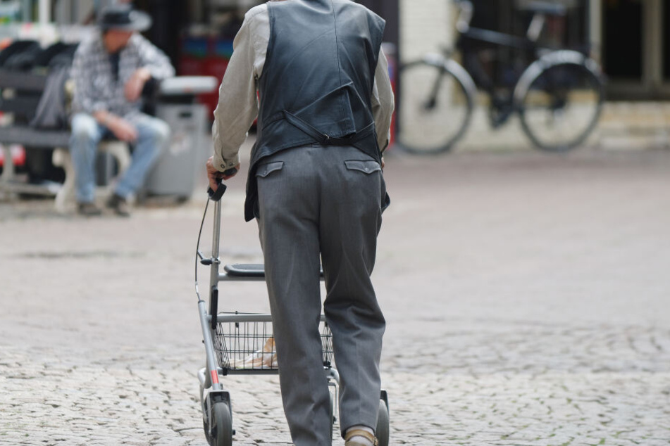 Terence Townsend (†78) starb zwölf Tage nach dem Übergriff an einer Lungenentzündung. (Symbolbild)