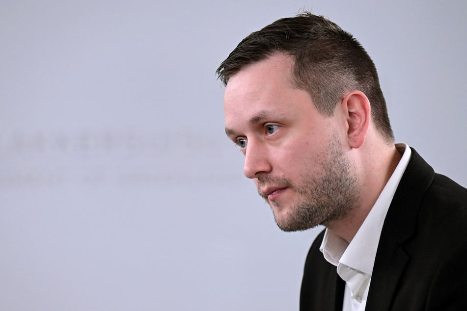 Greenland's Prime Minister Jens-Frederik Nielsen has said his government, Denmark, and the US have not yet reached an agreement.