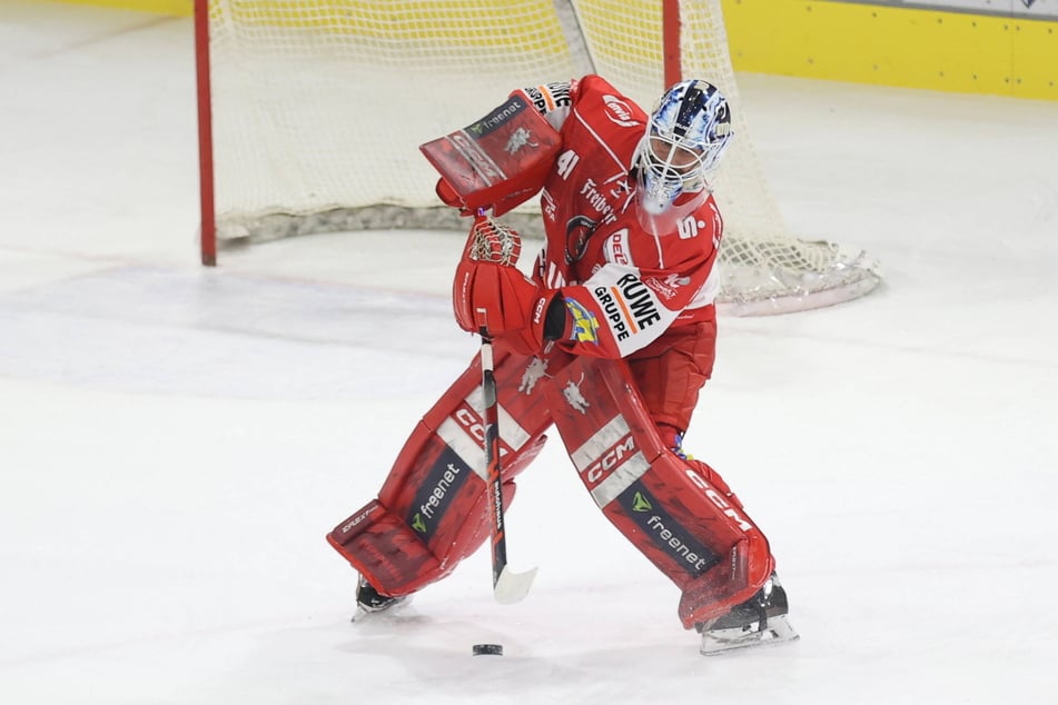 Goalie Kevin Reich (29) hat bewegende Tage hinter sich.
