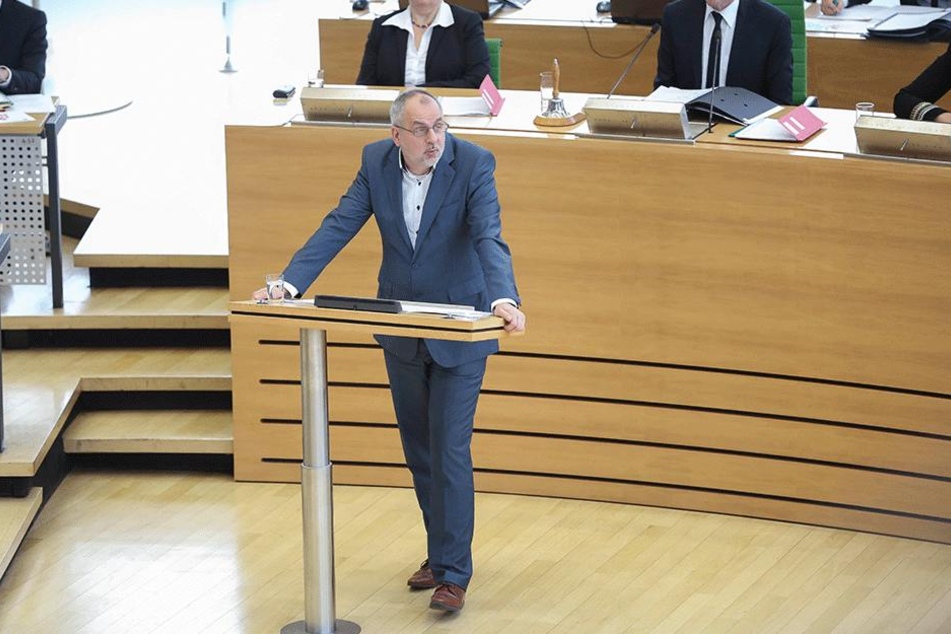 Linke-Fraktions-Chef Rico Gebhardt (54) ging MP Kretschmer hart an.