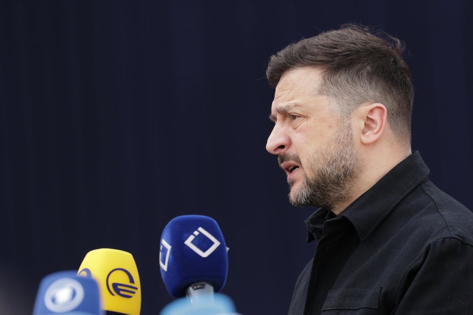 Ukraine-Krieg: Selenskyj setzt auf rasche Auszahlung der EU-Milliarden