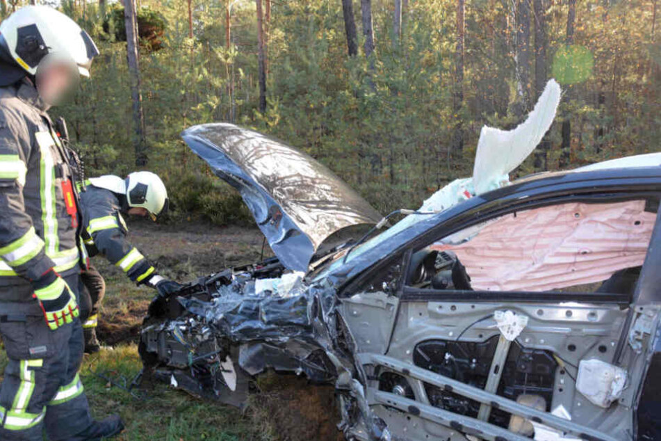 Heftiger Unfall Bei Hoyerswerda Wohnmobil Landet Auf Der Seite Tag24