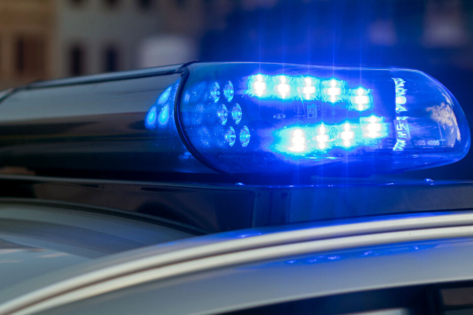 Die Polizei konnte den Messerstecher überwältigen (Symbolbild).