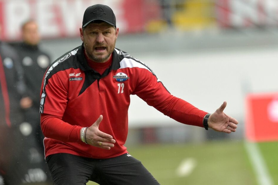 Trainer Steffen Baumgart erwartet am Samstag vollen Einsatz von seinen Jungs.