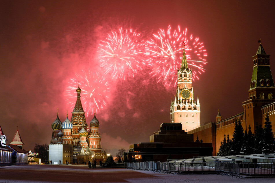 So sah es zum Jahreswechsel 2021/22 noch auf dem Roten Platz während der Neujahrsfeierlichkeiten aus.