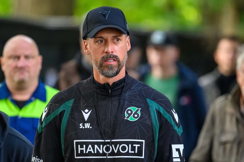 Sandro Wagner (38) möchte in seinem ersten Spiel für Hannover 96 am liebsten einen Sieg einfahren.