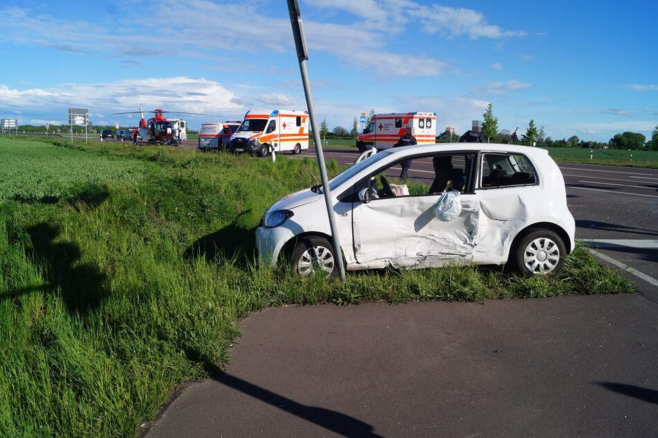 Der Fahrer (86) des Skoda war vermutlich bei Rot über die Ampel gefahren.