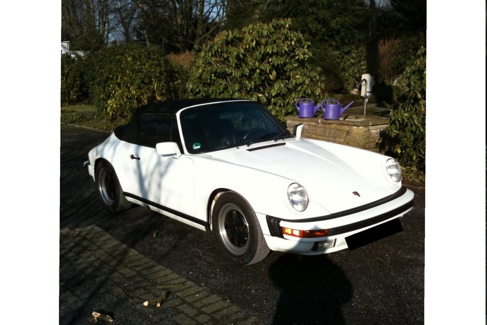 Wieder wertvoller Porsche aus Garage gestohlen!