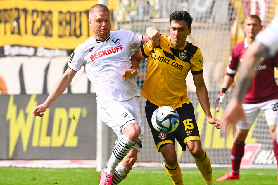 Lars Lokotsch (28, l.) spielt seit vergangenem Sommer beim SC Verl. In der kommenden Saison ist er Co-Kapitän.