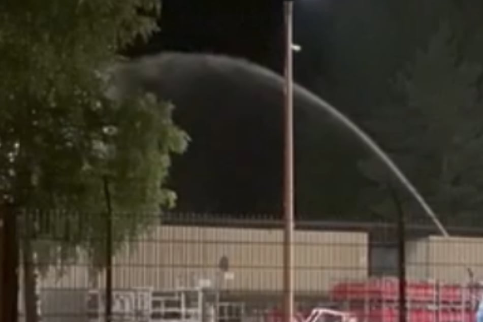 Insgesamt 15.000 Liter Löschwasser sind ausgetreten.