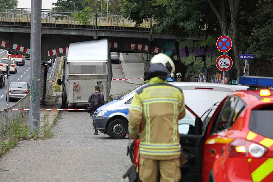 Feuerwehr und Polizei stehen vor einem Rätsel.
