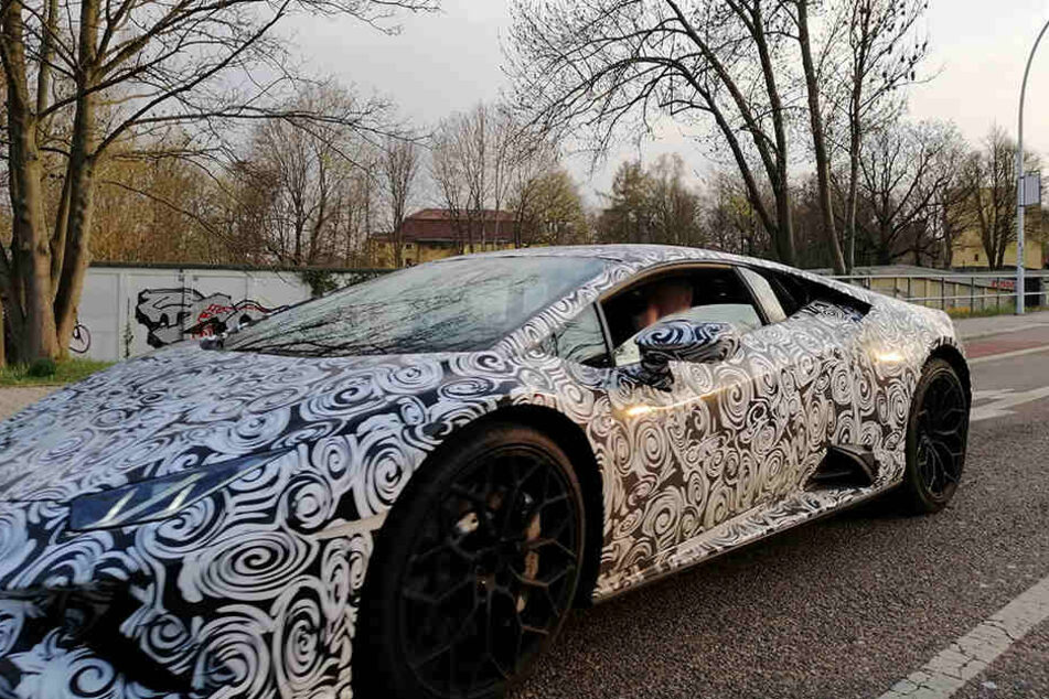 Der Sport-Flitzer war am Montagabend in der Stollberger Straße unterwegs.