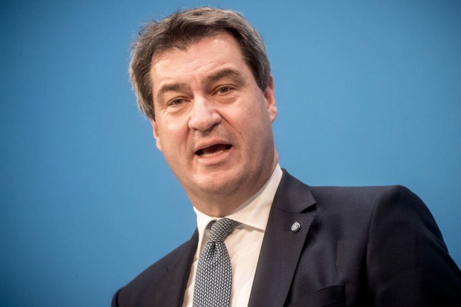 Markus Söder (52) hält die deutsche Armee nicht für einsatzfähig und fordert eine bessere Ausstattung der Truppen.
