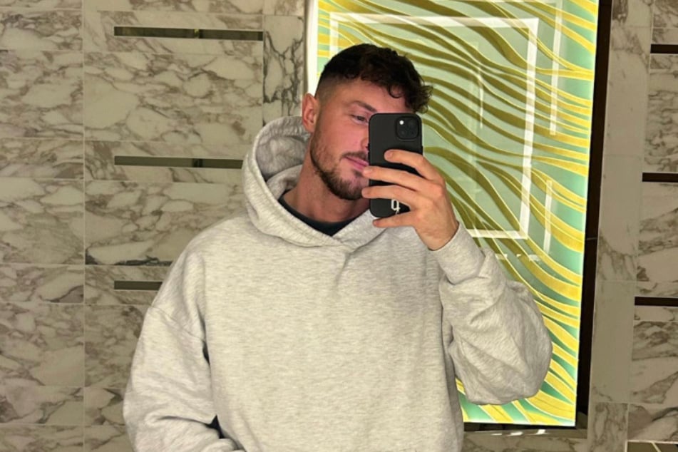 Mönchengladbach votó el domingo, pero no Jannik Kontalis (29). El estrella de reality shows perdió la elección a alcalde por una gran diferencia.