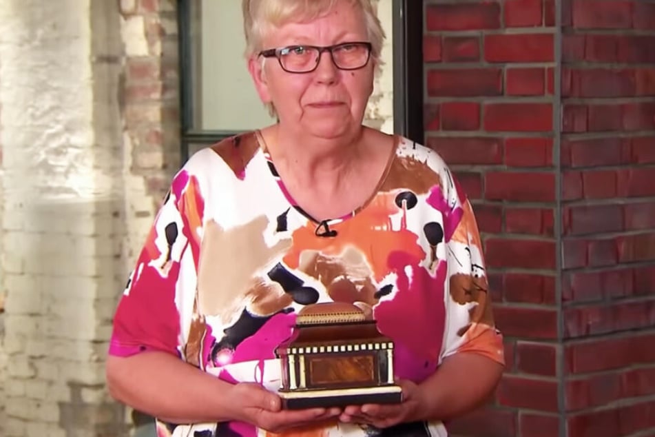 Bares für Rares: "Ich bin fassungslos!" Diese kleine Kiste sorgt für eine Überraschung