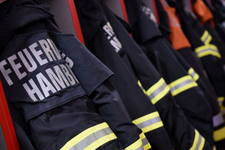 Mitten in der Nacht musste die Feuerwehr ausrücken. (Symbolbild)