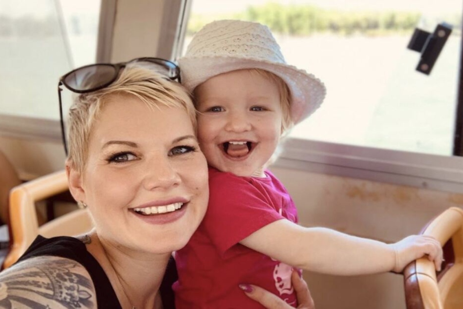 Melanie Müller (31) ist wieder schwanger, Tochter Mia Rose (21 Monate) bekommt bald ein Geschwisterchen.