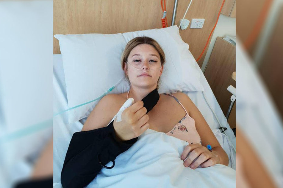 Courtney Whithorn im Krankenhaus: Ihr Daumen muss amputiert werden.