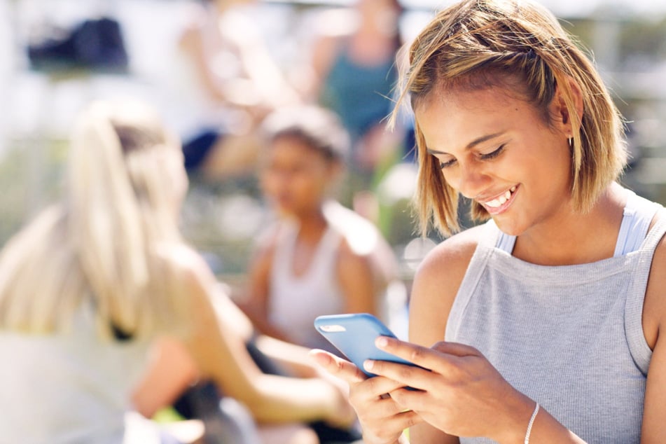 MagentaMobil und Young Tarife: Unlimited Daten und bis zu 175 Euro Cashback zum Aktionspreis