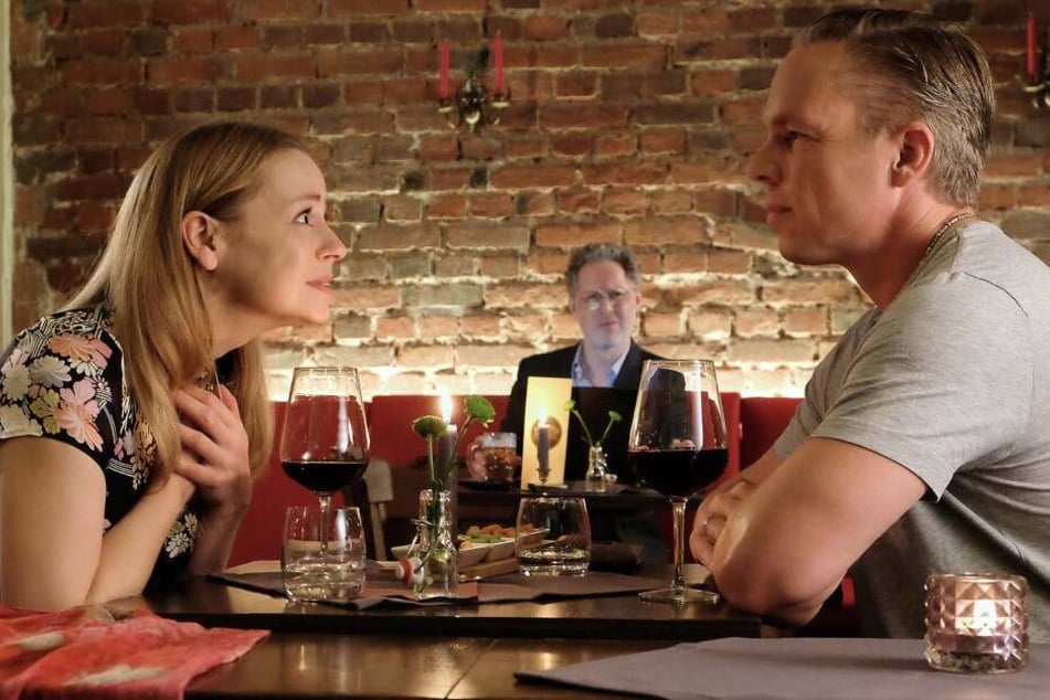 Bernadette Winklers Date wird beobachtet...