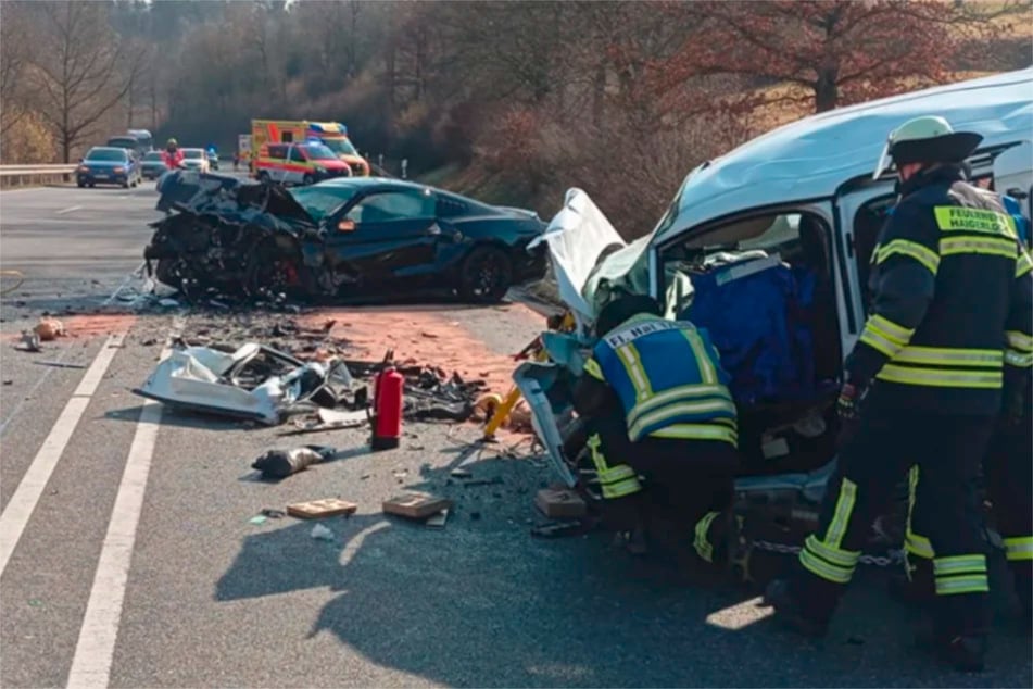 Bei dem schweren Unfall in Haigerloch kamen drei Menschen ums Leben, vier Menschen erlitten schwere Verletzungen.