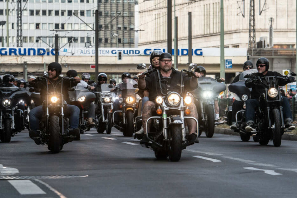 Motorradfahrer bei der Demo gegen das Verbot ihrer Abzeichen im vergangenen Jahr.