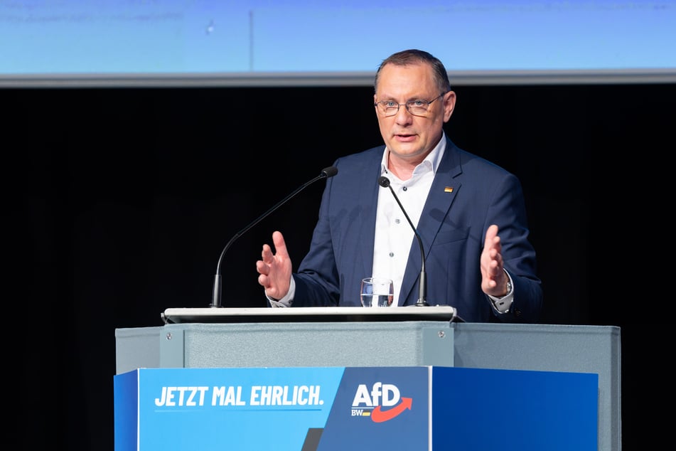 Der AfD-Bundesvorsitzende Tino Chrupalla (50).