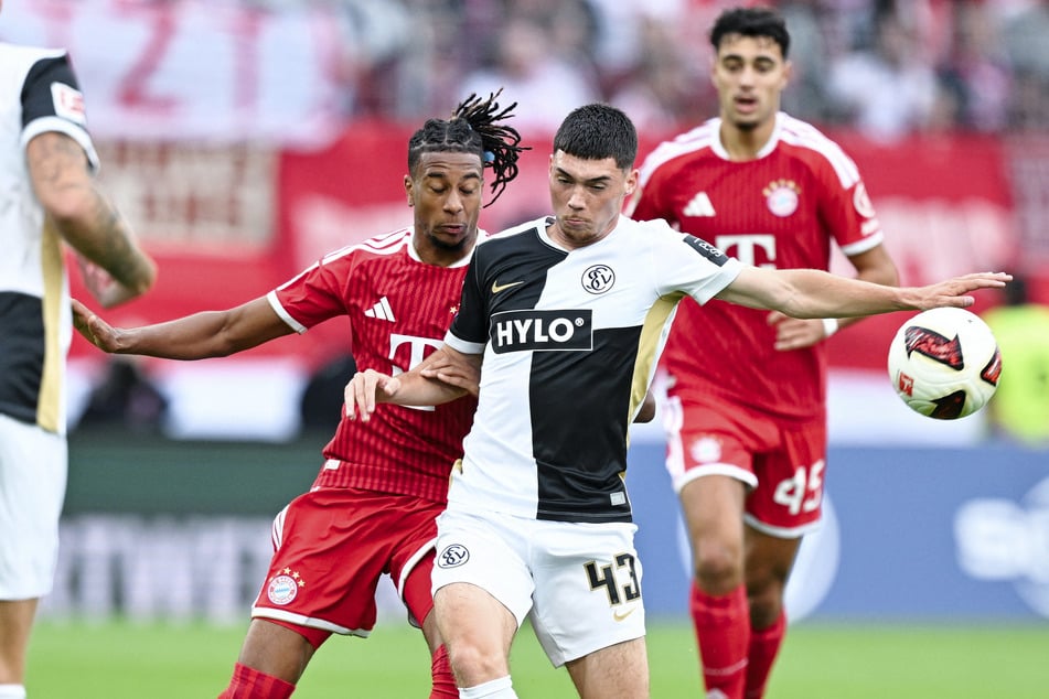 Felix Keidel (23, r.) hat sich bei der SV Elversberg in den Fokus von Neu-Bundestrainer Jürgen Klopp gespielt.