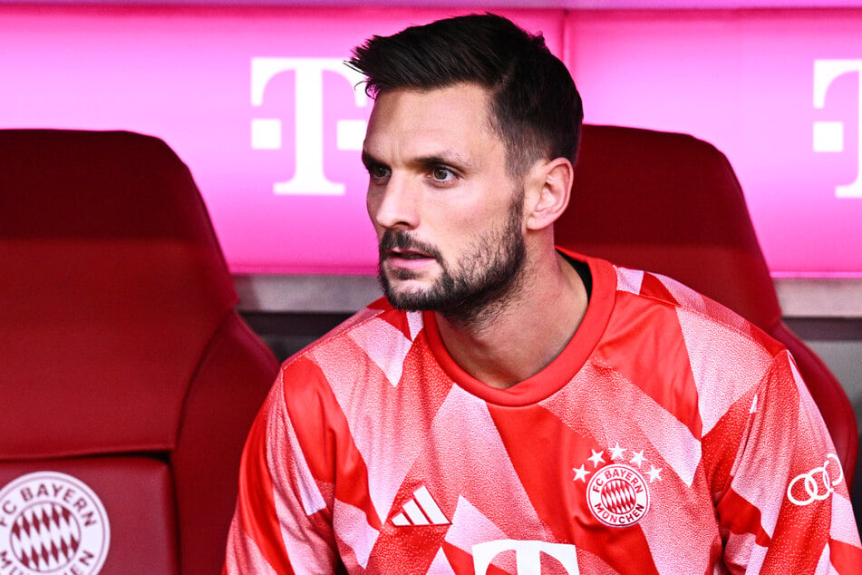 Ersatzkeeper Sven Ulreich (36) hat sich beim Spitzenspiel zwischen dem FC Bayern und Bayer Leverkusen danebenbenommen. Das hat nun Folgen!