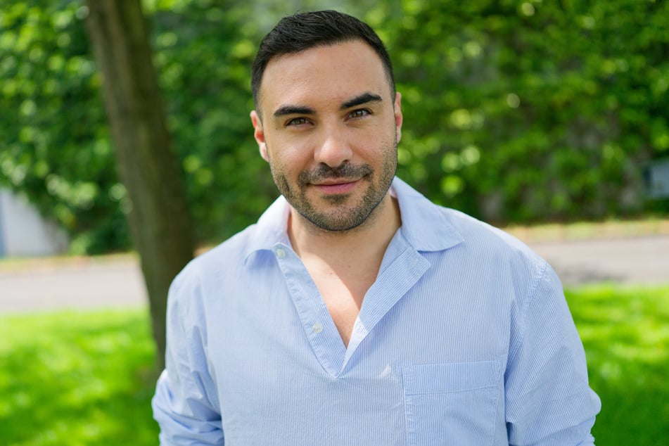 Schauspieler Lars Steinhöfel (40) hat noch Hoffnung, dass die Daily Soap weitergeführt werden kann.