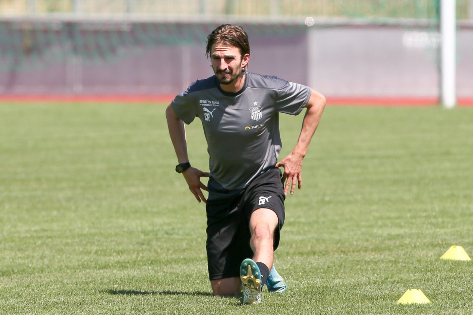 Athletiktrainer Christoph Rezler hält den FSV im Homeoffice fit.