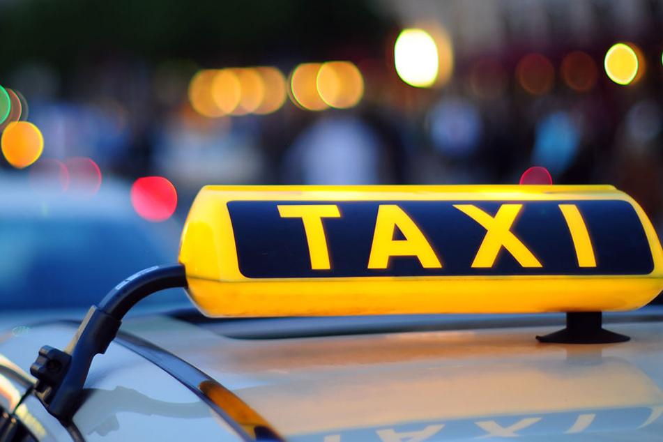 In Mülsen wurde im Sommer ein Taxifahrer angegriffen und beraubt. (Symbolbild)