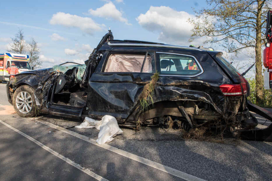 Der Frontbereich der Autos war stark deformiert.