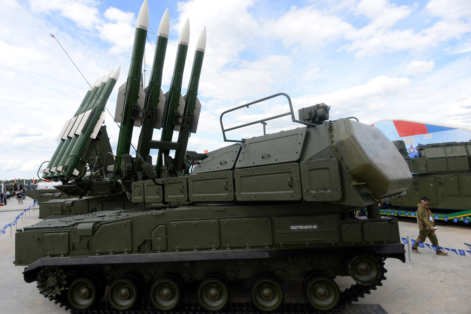 Man habe die Produktion von Flugabwehr-Raketen massiv steigern können, hieß es aus dem Kreml. Abgebildet ist ein Buk-System.