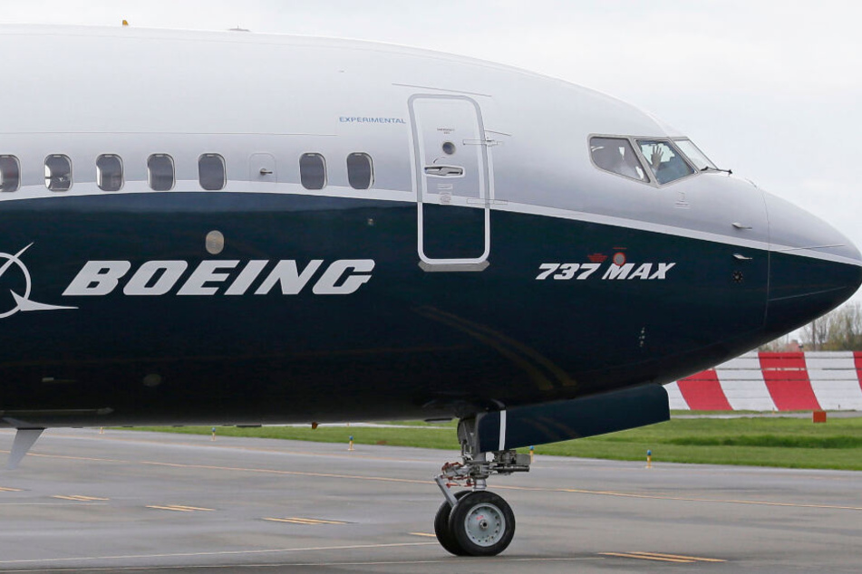 Der US-Luftfahrtkonzern Boeing ist bei seinem mit Flugverboten belegten Krisenjet 737 Max auf ein neues Problem gestoßen.