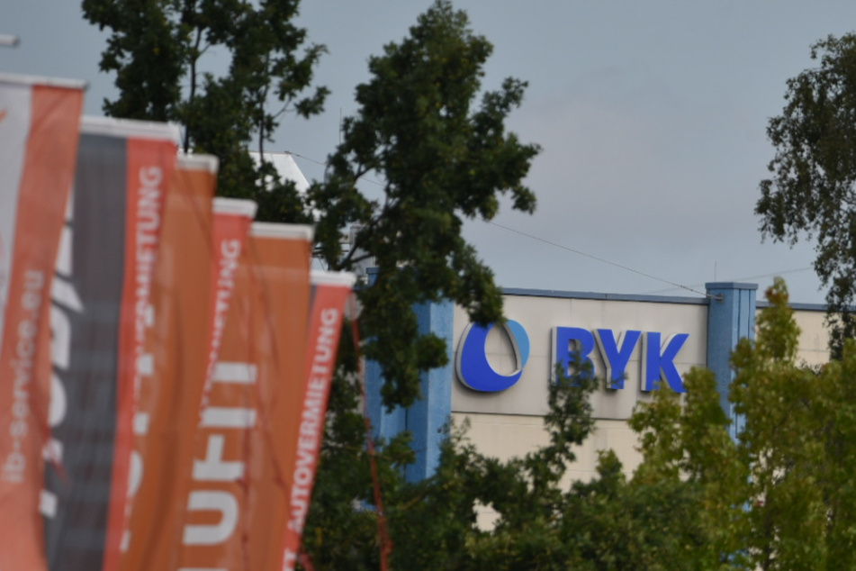 Auf dem Gelände des Chemieunternehmens BYK kam es am Sonntagmorgen zu einer Explosion.