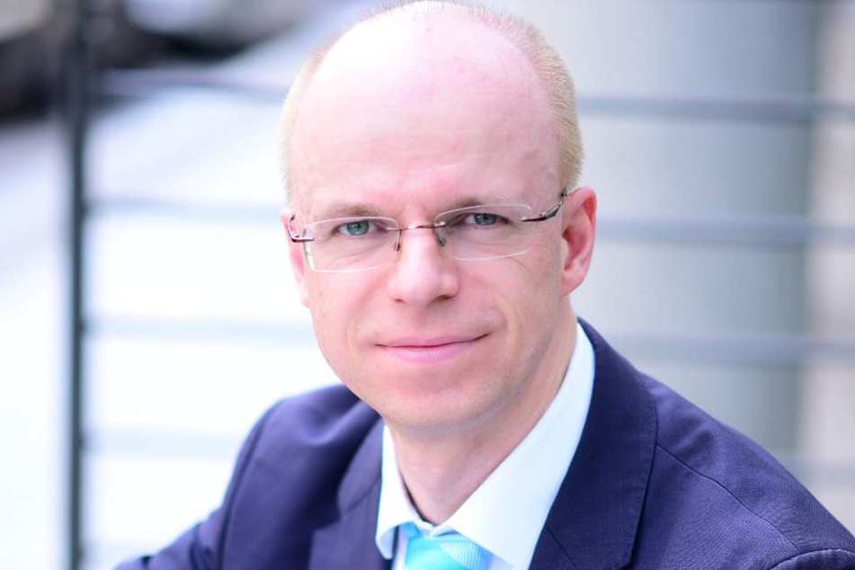 Leipzigs Schulamtsleiter Peter Hirschmann (39) investiert in die Digitalisierung der Schulen.