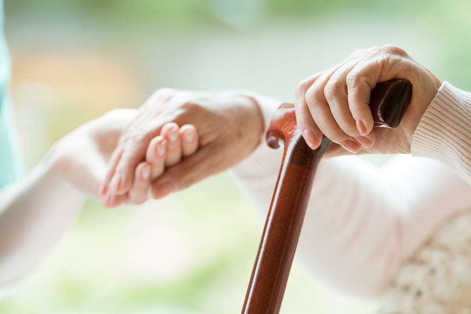 Als "Schritt in die richtige Richtung" sieht Linda Thienpoint, Leiterin Wissenschaft bei der Alzheimer Forschung Initiative das Medikament. (Symbolbild)