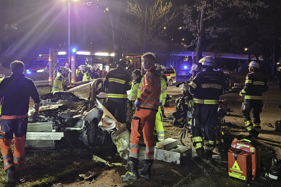 Zahlreiche Rettungskräfte waren im Einsatz.