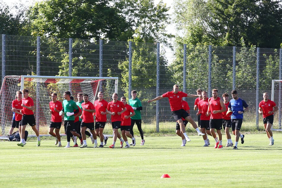 Am Donnerstagnachmittag startete der FSV Zwickau in die Saisonvorbereitung.