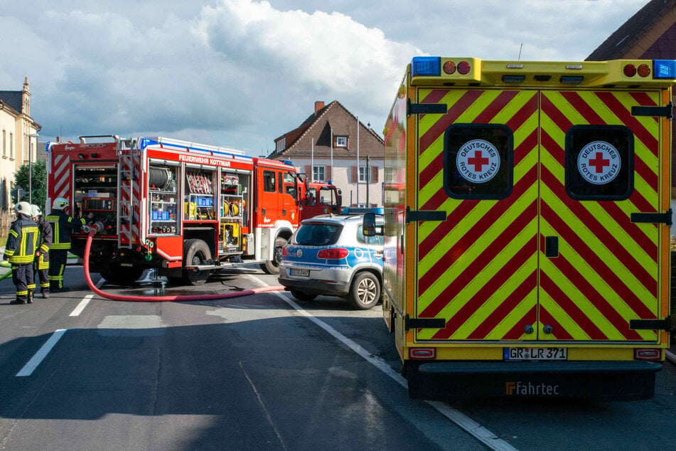 Wohnung steht im Landkreis Görlitz in Flammen: Männliche Leiche geborgen