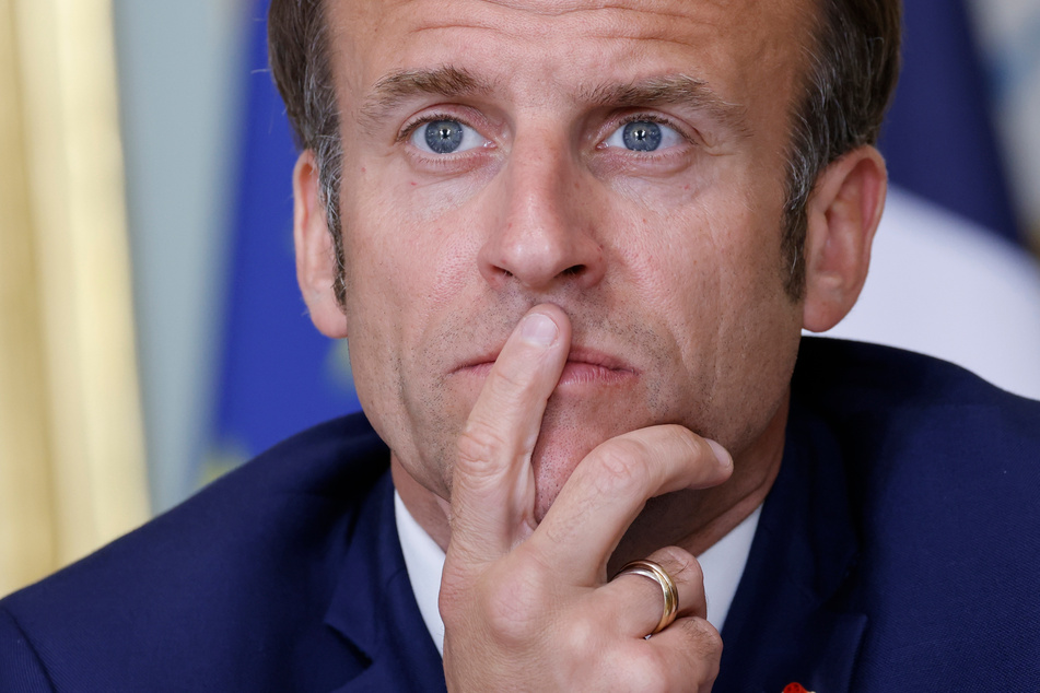 Frankreichs Präsident Emmanuel Macron (44) steht noch in Kontakt mit Putin.