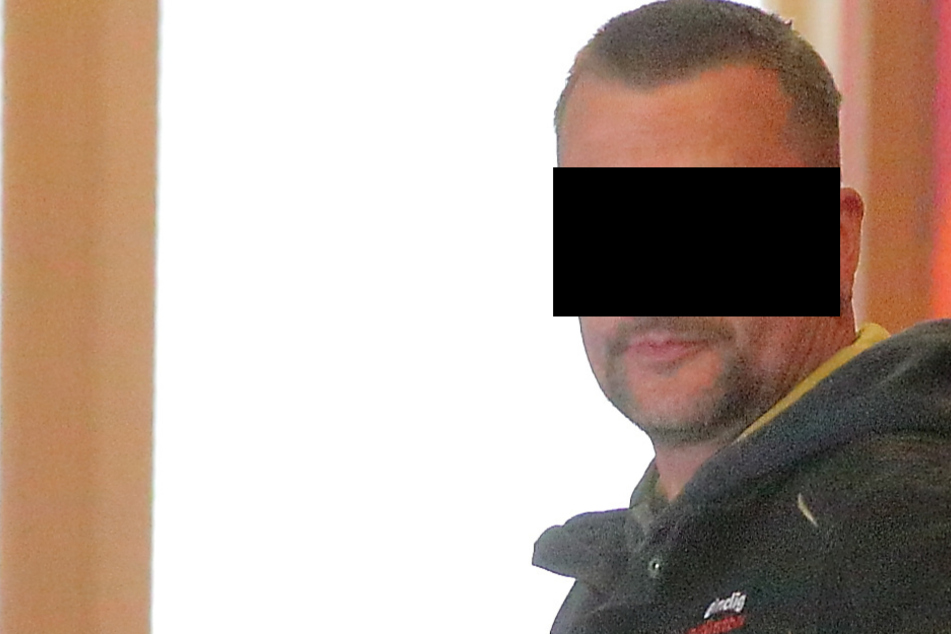 "Dich hätte man abtreiben sollen": Hat der rabiate Stiefvater seine Söhne verprügelt?