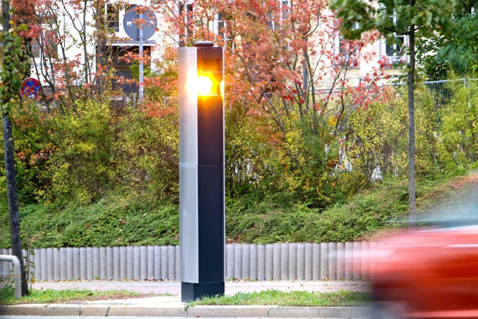 Ein mutmaßlicher Autodieb wurde auf der B169 geblitzt. (Symbolfoto)