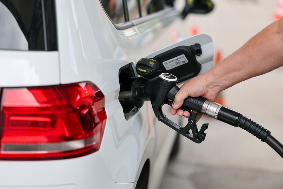 Tanken wird immer teurer. (Symbolfoto)